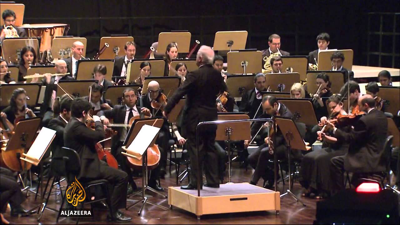 New piano design unveiled by conductor Daniel Barenboim