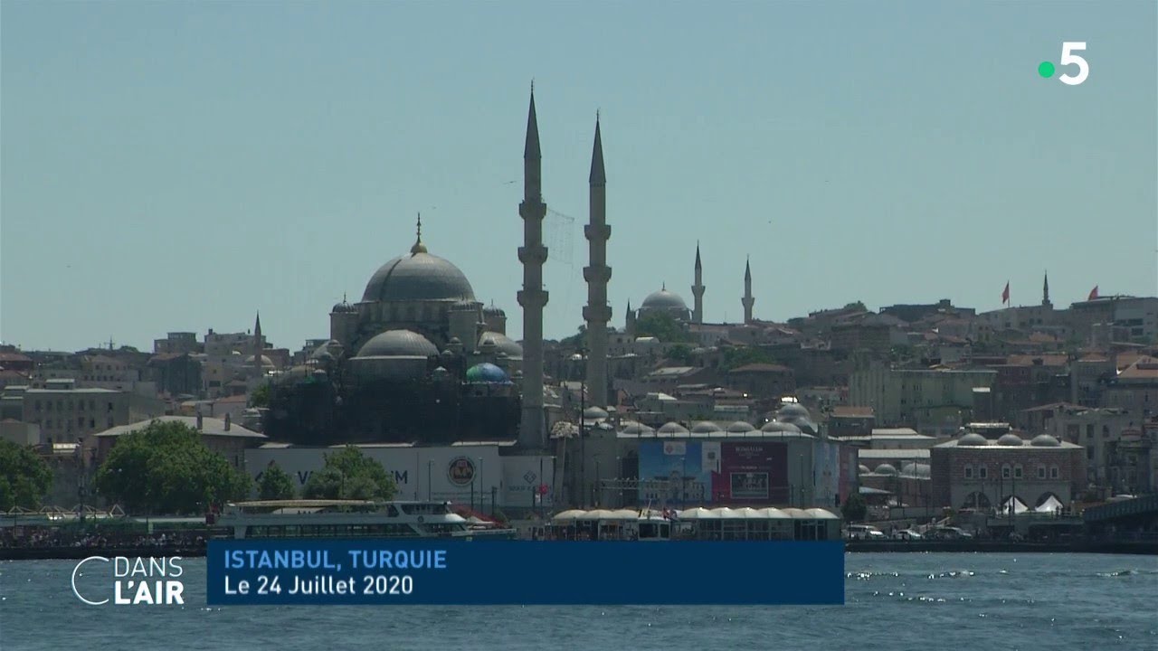 Turquie : la basilique Sainte-Sophie reconvertie en mosquée - Reportage #cdanslair 14.08.2020