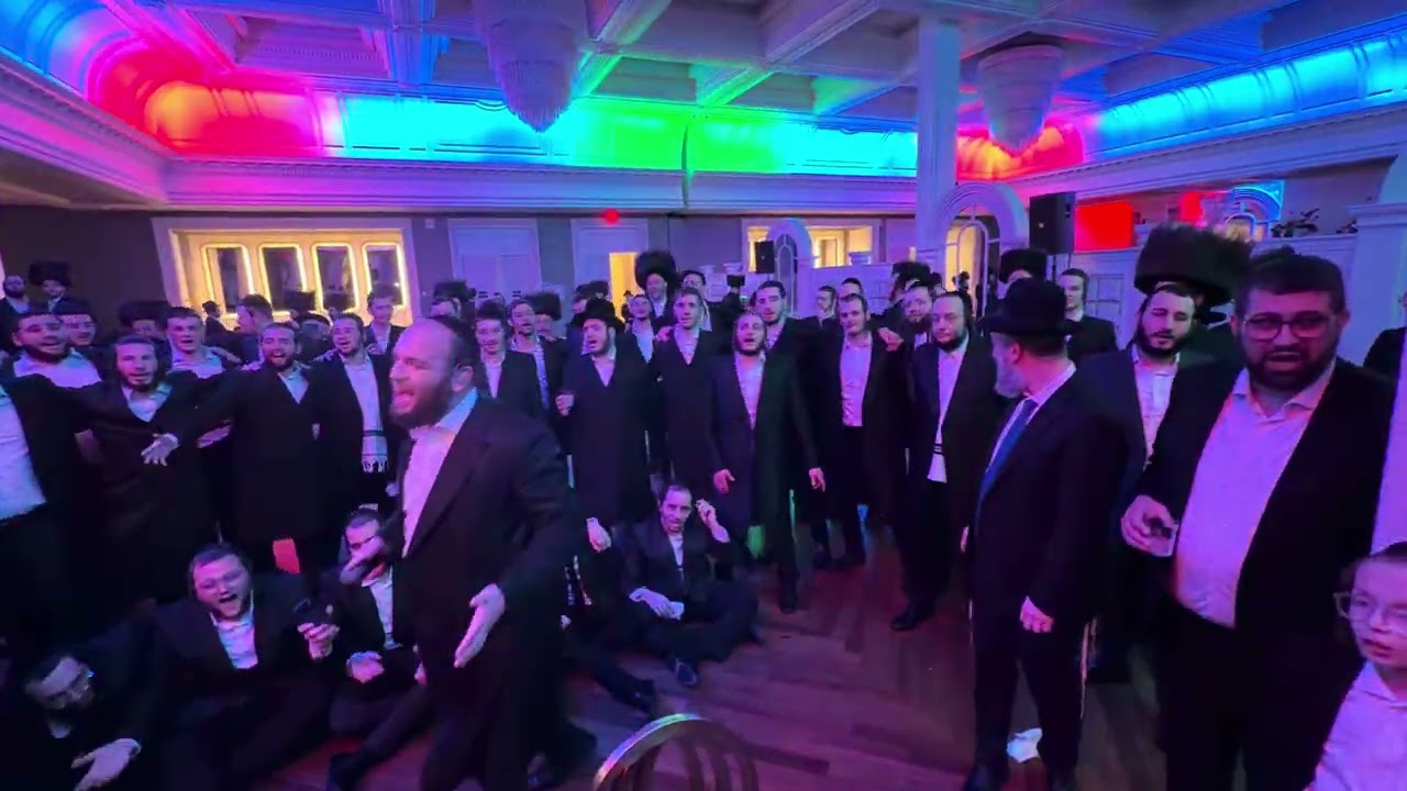Wedding Yumi klar & Leibish Posen on the keys Chaim Brown