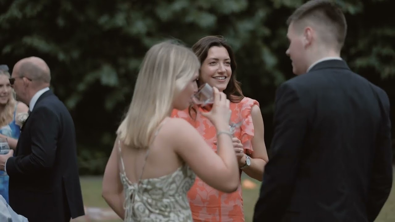 Gabriella + Max | The Dreys, Kent UK