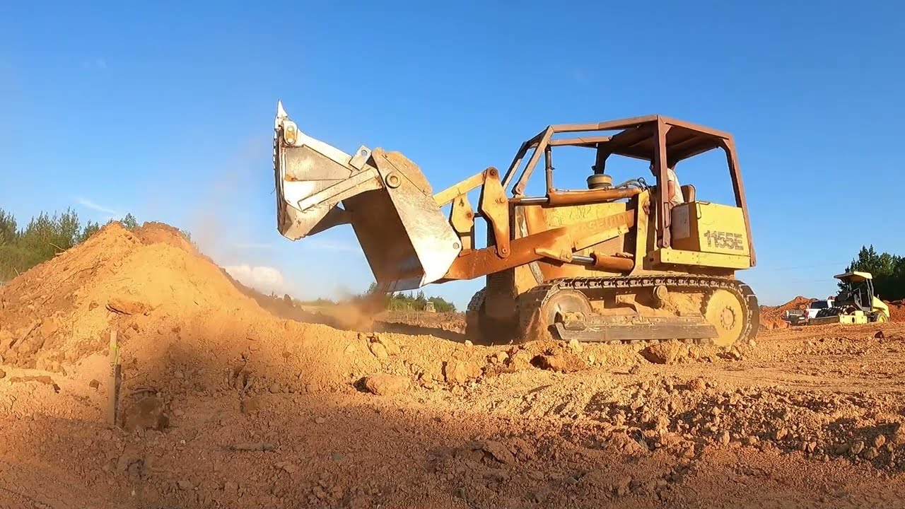 Learning How To Run A Case 1155E Track Loader