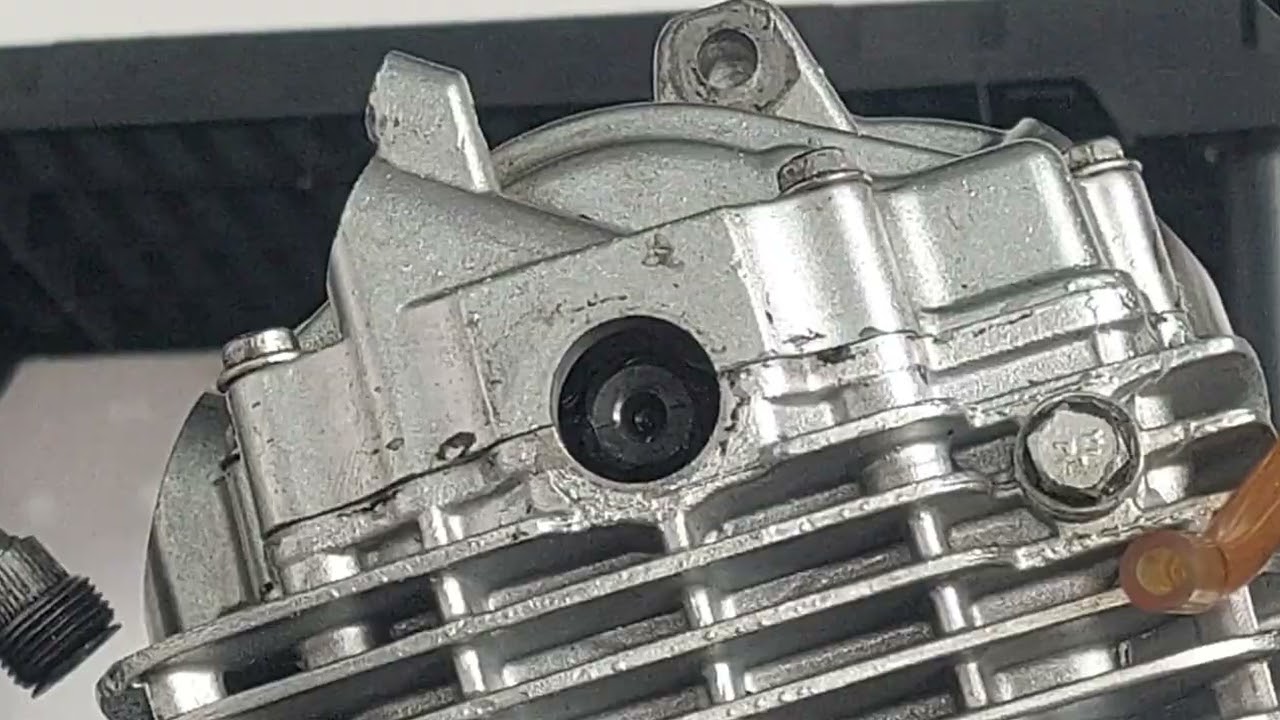 Eixo de comando da Intruder 125 batendo igual a válvulas com folga em excesso