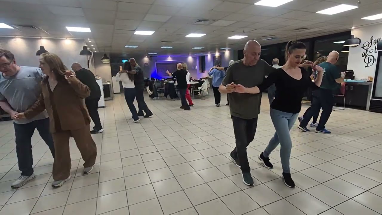 בשבילי את נהדרת - אבי פרץ.