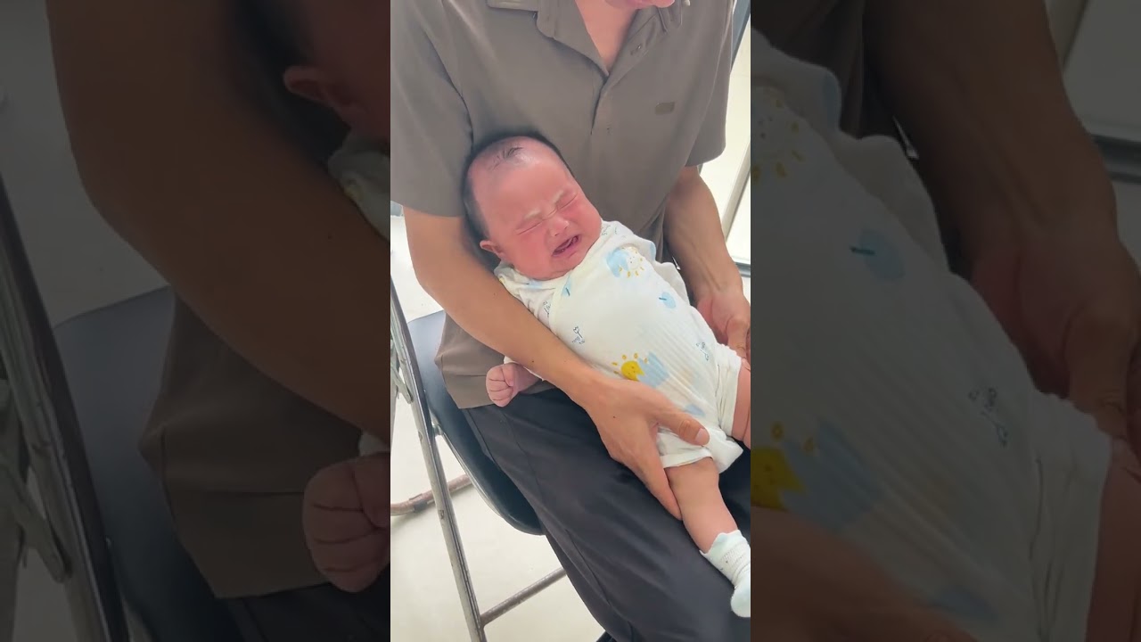 👶👶💉 Twin Babies&rsquo; Vaccination Day | Double the Courage, Double the Love ❤️ #shorts