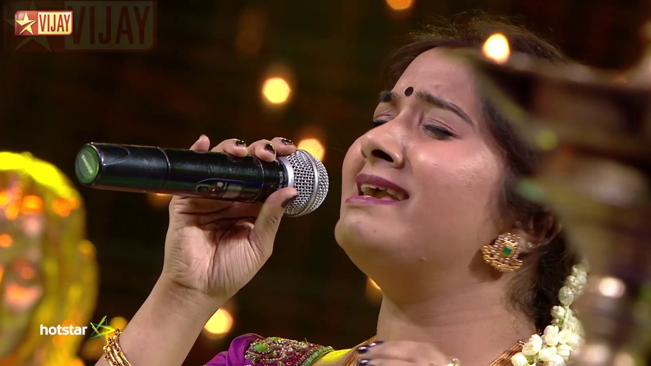 Enna Thavam Seithanai by Nithyashree, Mahathi and Gurucharan