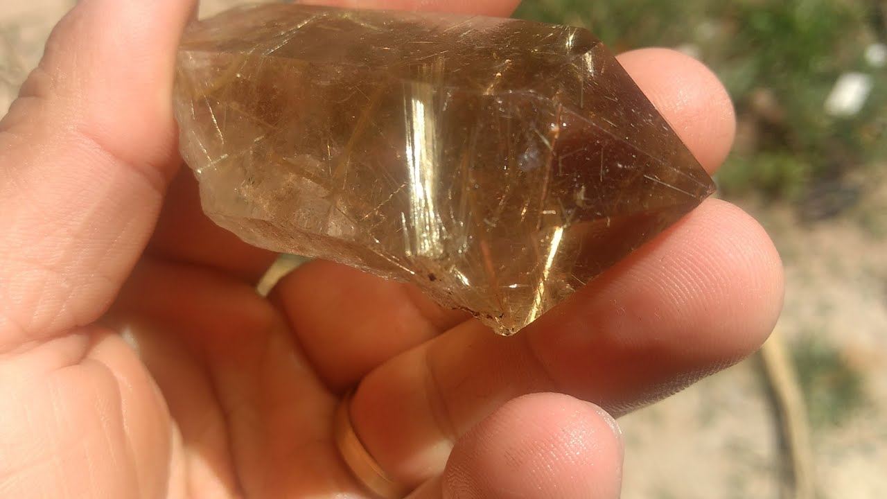 amostras de rutilo, cristal com rutilo. rutile Stone.