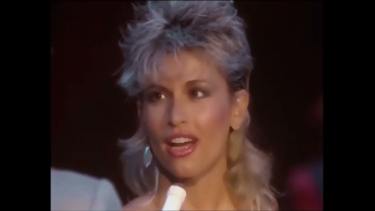 The Flirts live on American Bandstand 1983