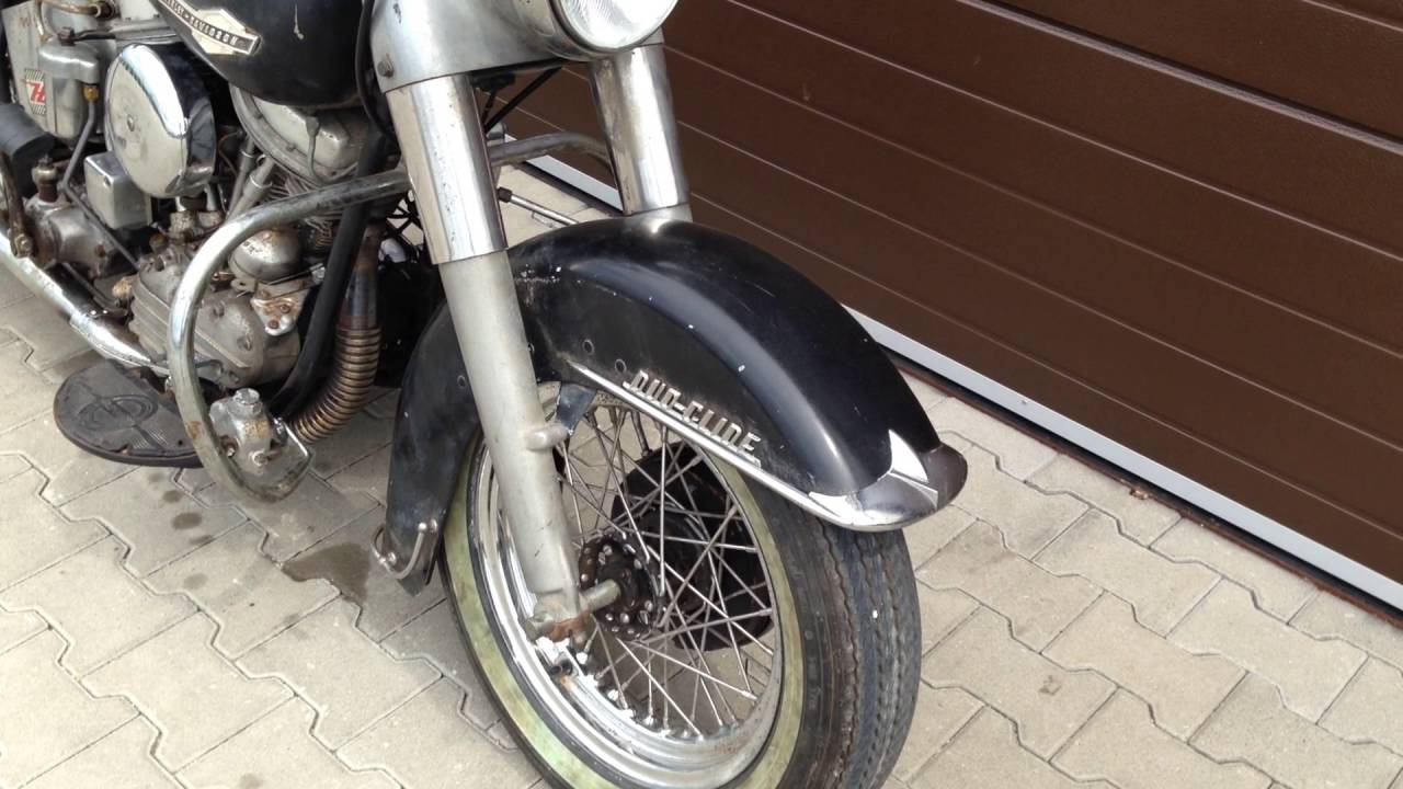 Harley Davidson FLH Duo Glide 1963 year. Barn Found.