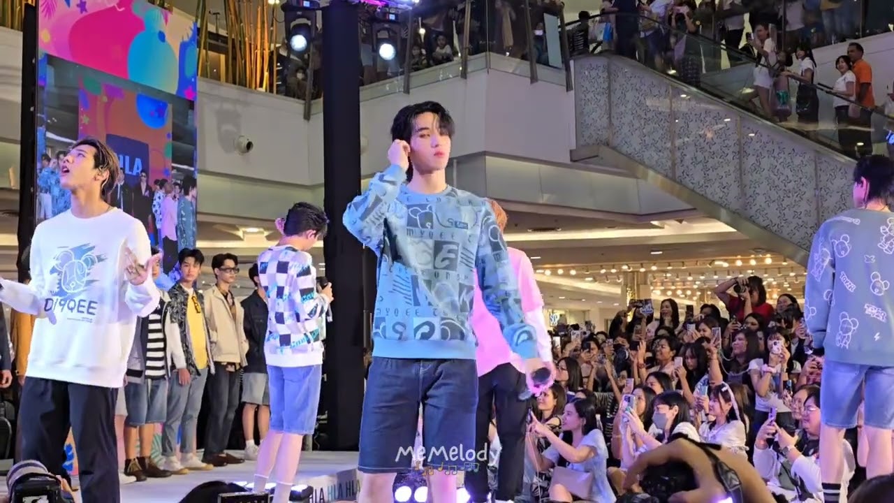 [Full] ฉ่ำ (ช่วงเดินแบบ) - LYKN ON STAGE HLA 7/4/2024