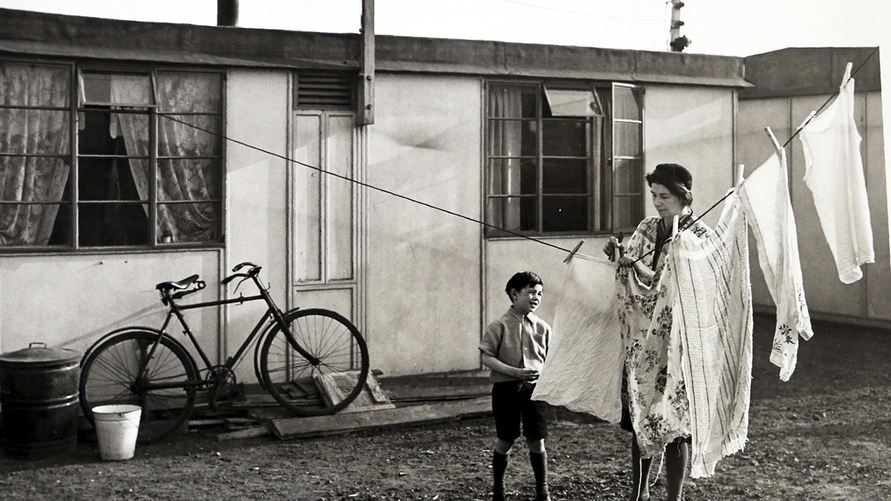 How “Temporary” Prefab Houses Raised an Entire Generation of British Families After the War