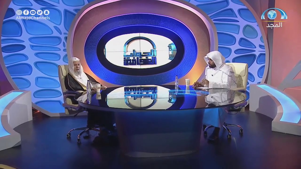 هل المواد التي بها دخان تفطر الصائم | الشيخ عبد الله الركبان