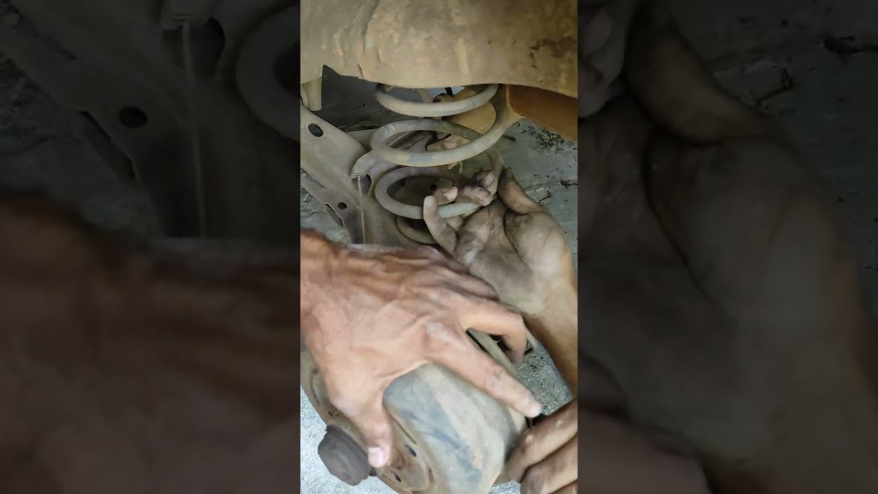 TROCANDO AS MOLAS E AMORTECEDORES TRASEIROS DO CELTA SERVE TAMBÉM PRA CORSA, PRISMA E AGILE.
