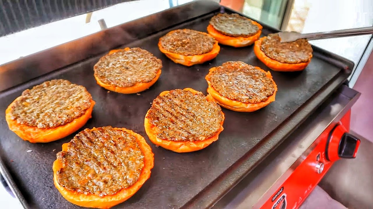 8 TANE YİYEN VAR !! | BİR YİYEN HER GÜN İSTİYOR !! | ISLAK BURGER | EFSANE SOKAK LEZZETLERİ