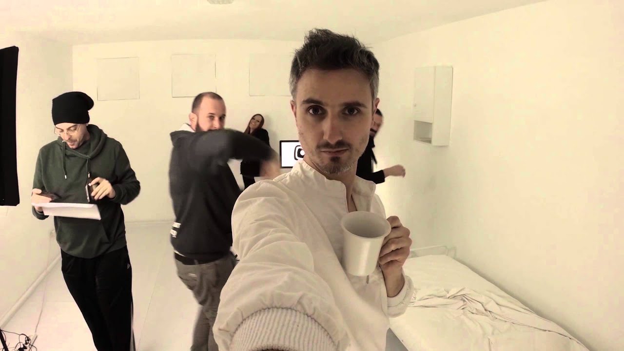 Buco di pietra//Backstage