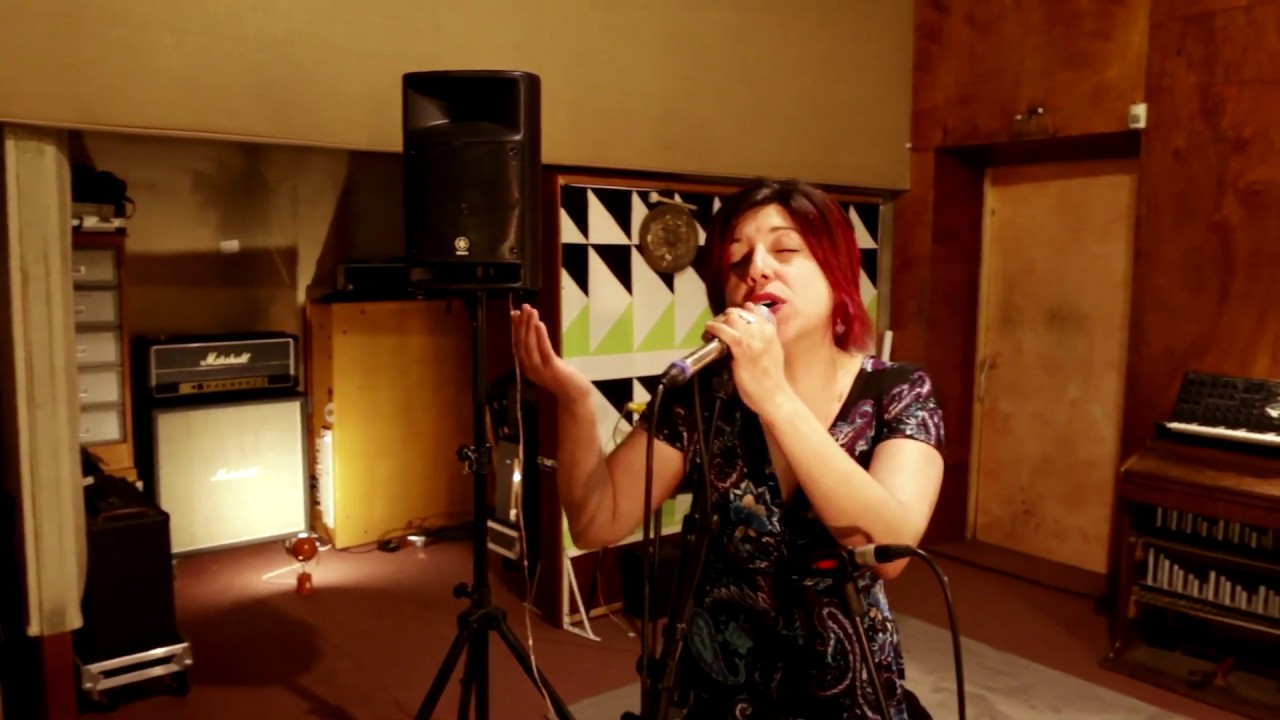 Pulcinella & Maria Mazzotta - Bella ci dormi (extrait)