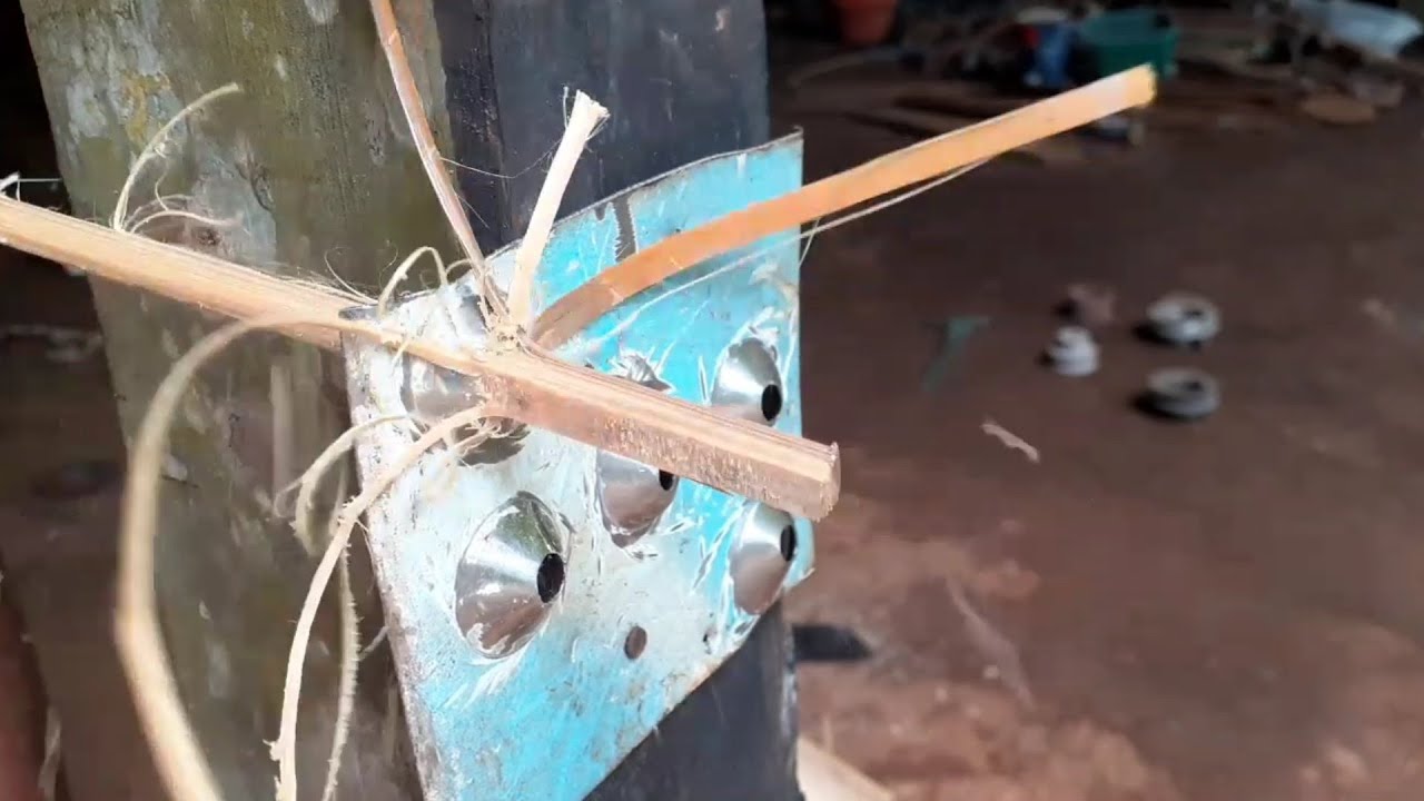 Membuat Tusuk Sate Menggunakan alat Semi Mesin