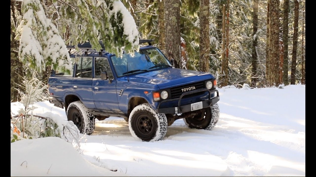 Snow Wheeling in the Land Cruiser FJ60