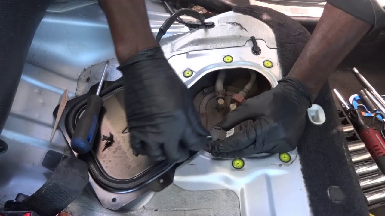 Hyundai Genesis - Crank, No Start/ Fuel pump testing