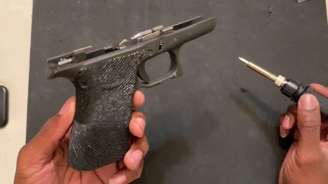 Нанесение текстурной маркировки на Glock 48. Впервые. Рисунок "солнечные лучи".