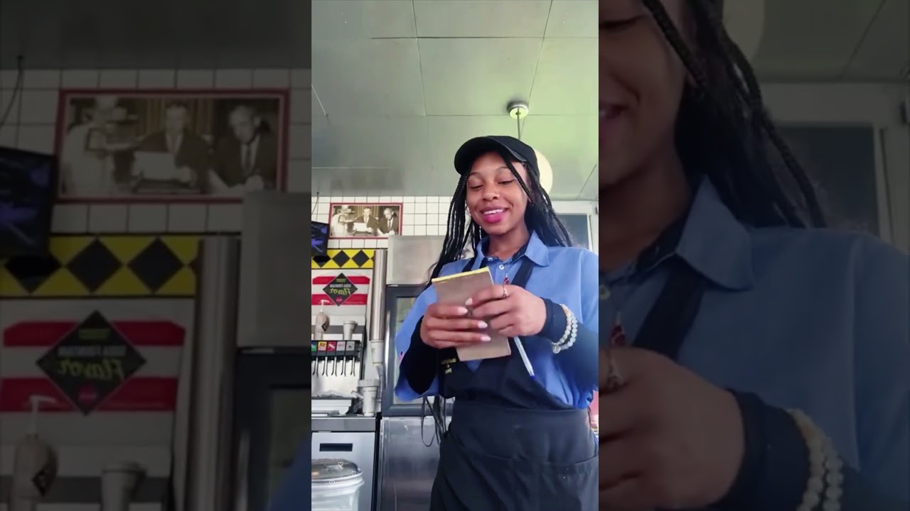 When you visit your child&rsquo;s first job #teenatwork #fyp #foryoupage #firstjob #kindness