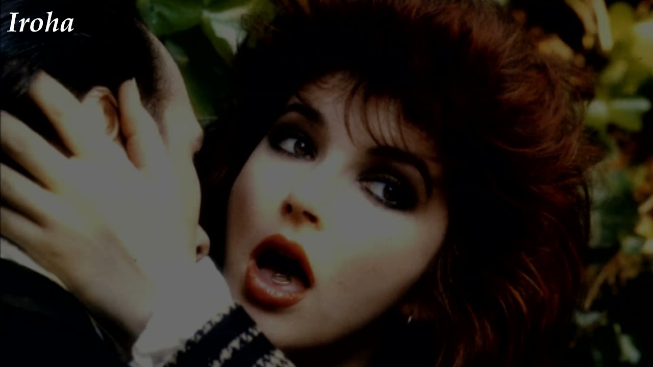 Kate Bush - The Dreaming (Sub. Inglés/Español)