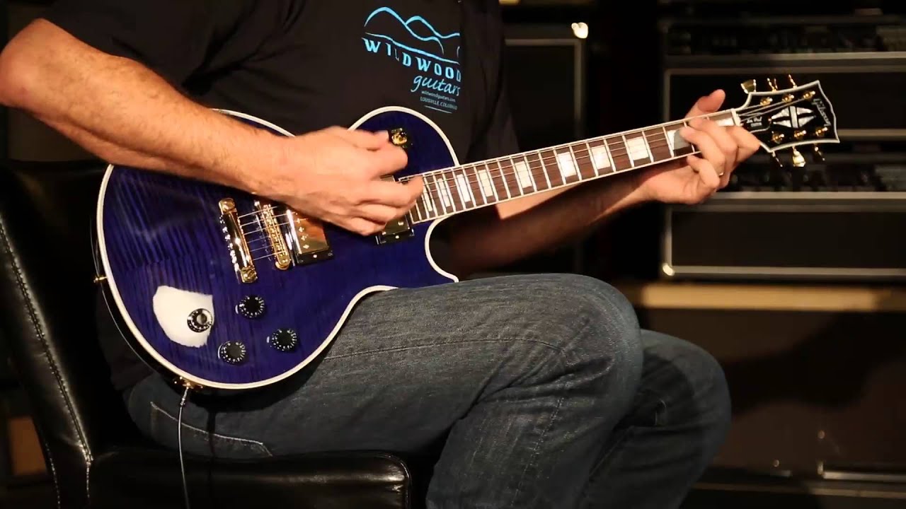 Gibson Custom Shop Les Paul Custom  &bull;  SN: CS203032