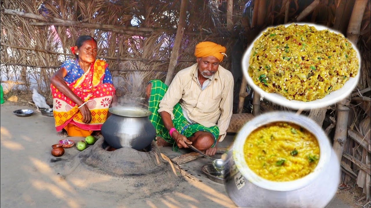 Winter special KHICHURI & BAIGAN VORTA cooking for lunch eating by santali tribe old couple