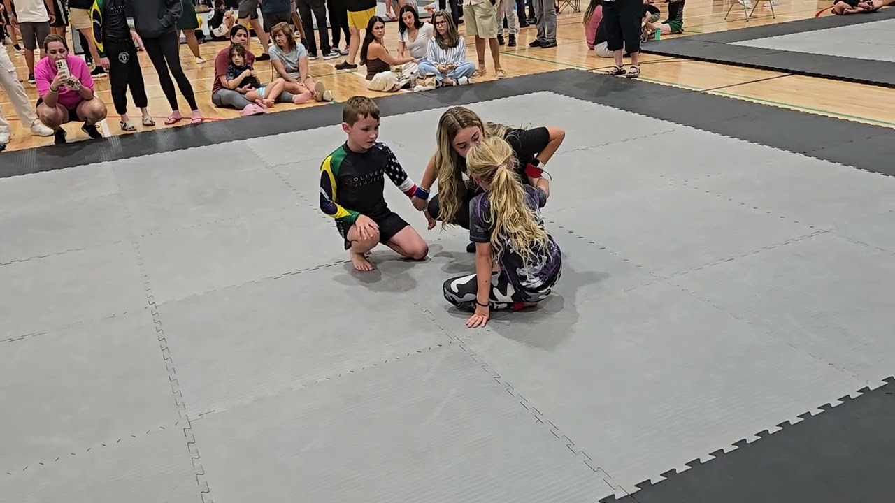Hunter v Arianna III Freestyle Grapplerz