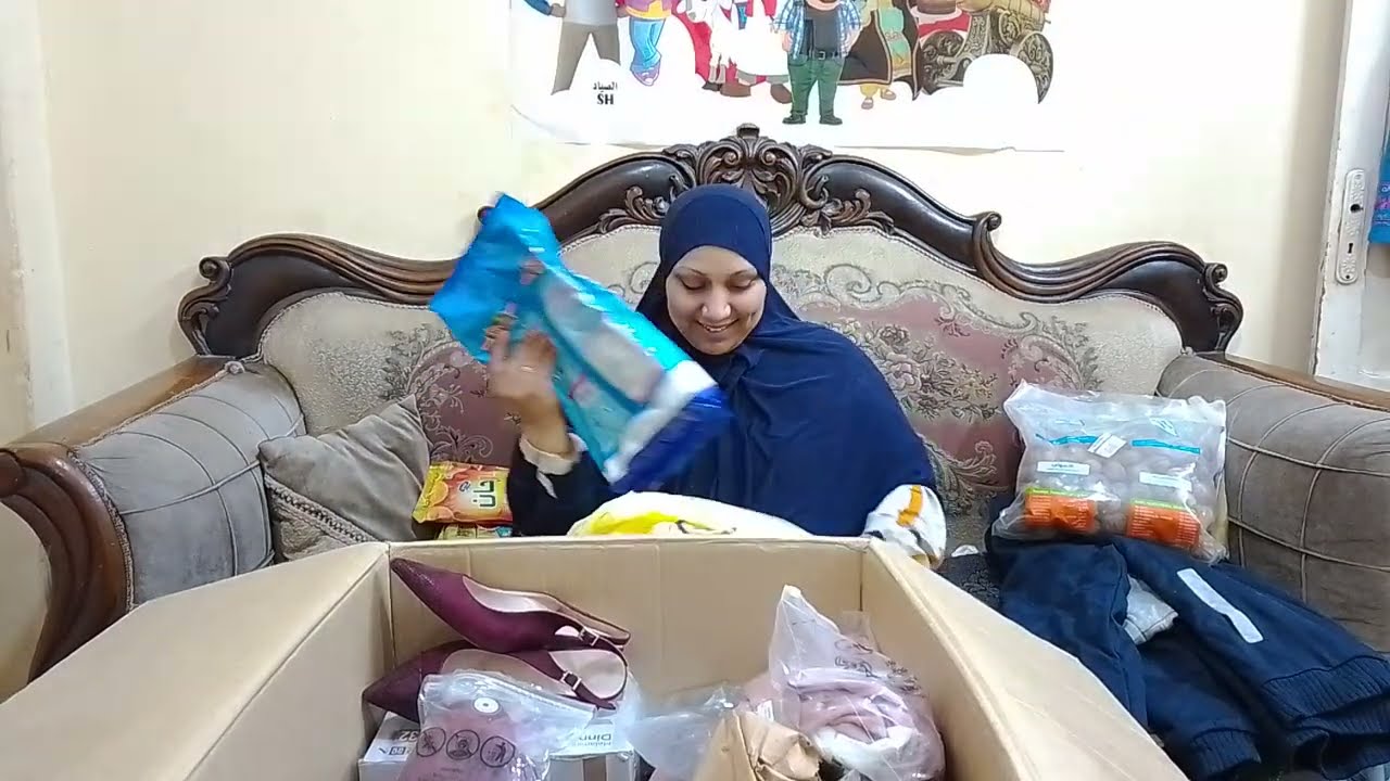 جات لي احلى شحنه من الامارات من حبيبه قلبي الغاليه ام شيماء وبناتها 💃💃