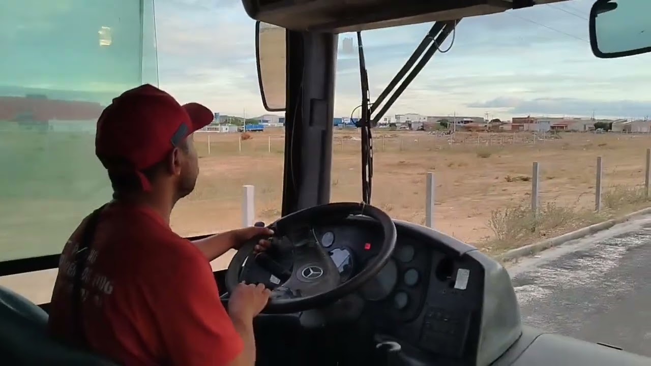 Eu apredendo a dirigir ônibus parte 3