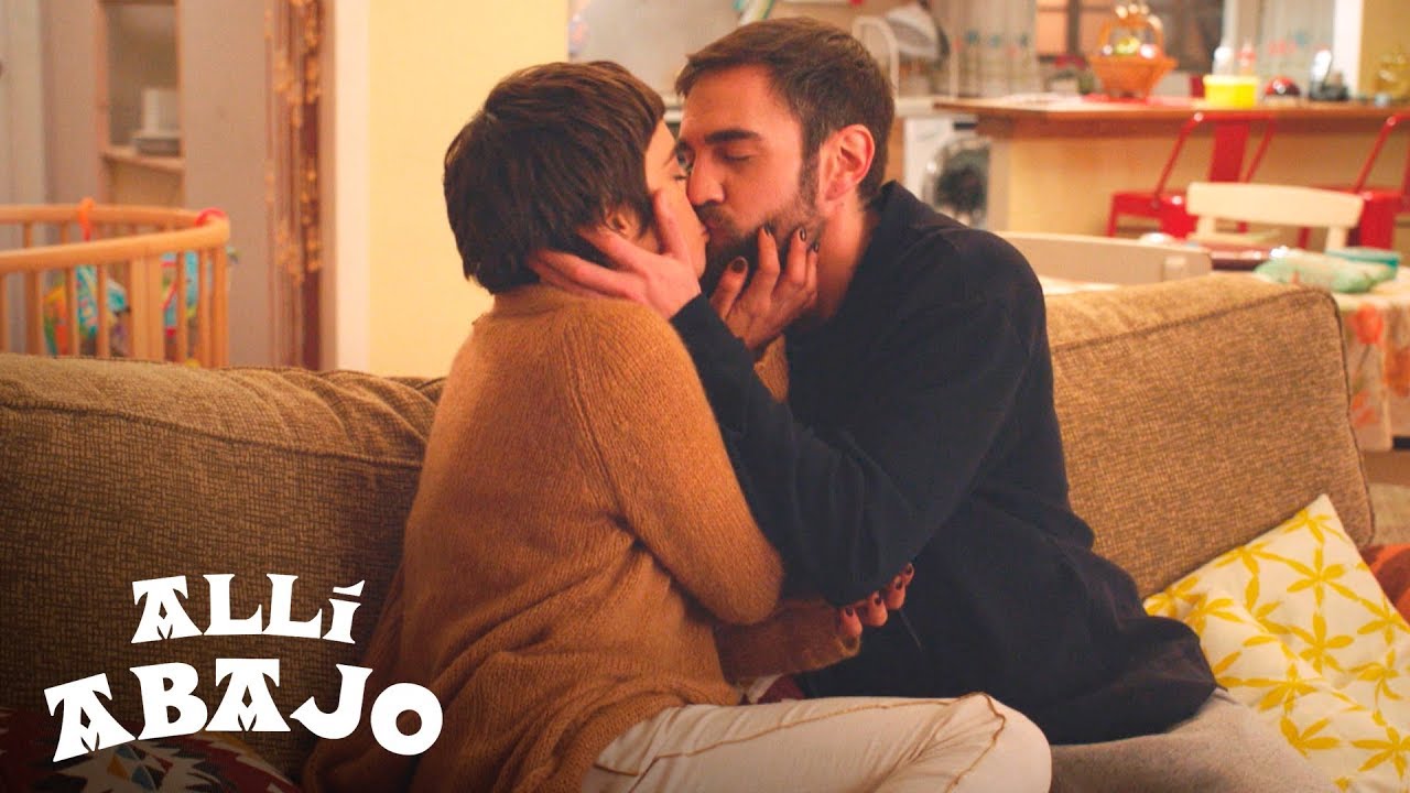 Carmen e Iñaki dan un gran paso en su relación - Allí Abajo