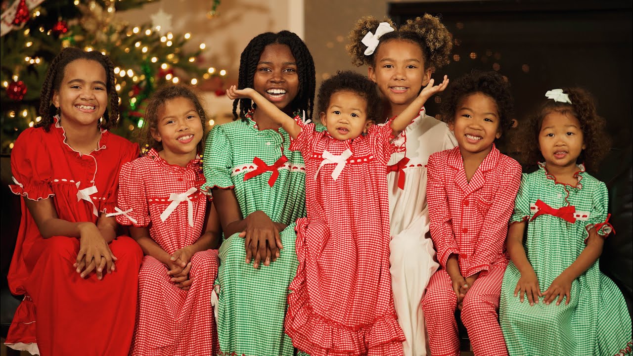 A MAZELEE FAMILY CHRISTMAS SPECIAL 2020!