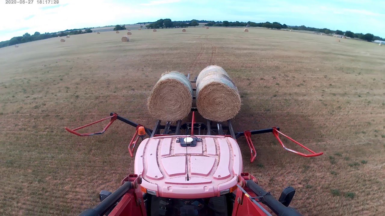 Hansen Farms- Farm King 2450 Bale Carrier Demo