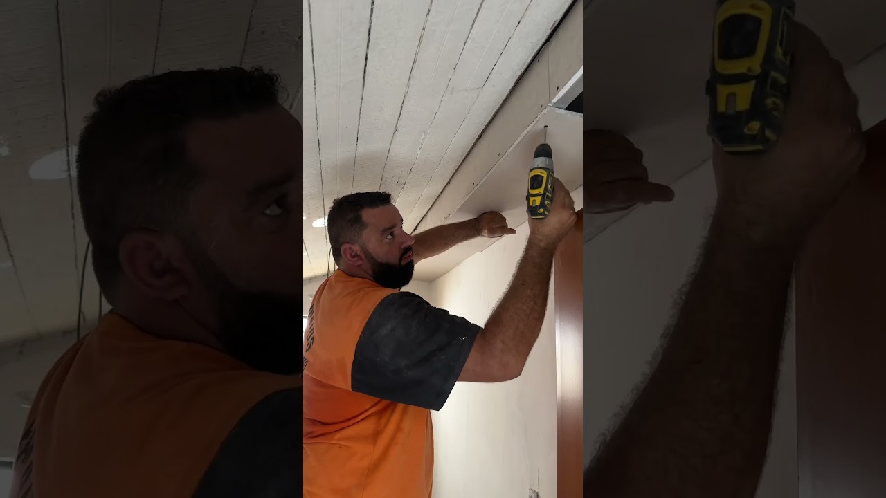 Como fazer forro por baixo do forro de madeira #gessodrywall #gessodecorativos