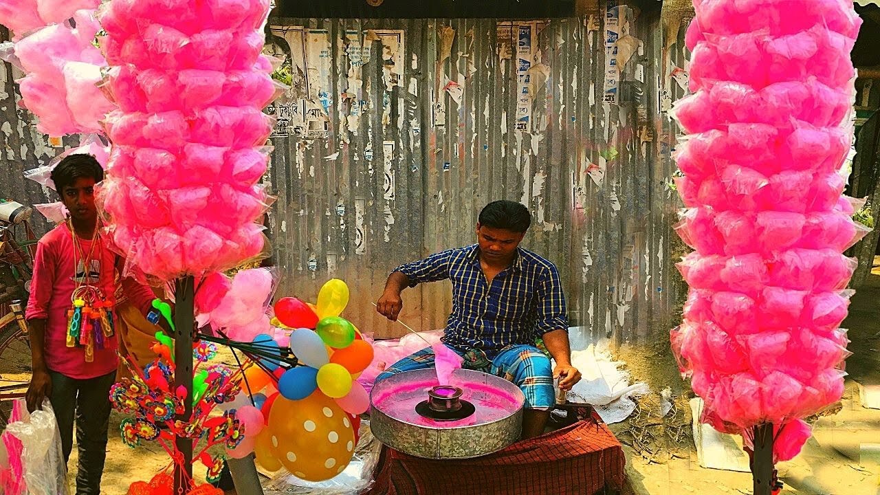 Traditional way to make candy floss / Hawai Mithai / Cotton candy by hand | Candy floss machine