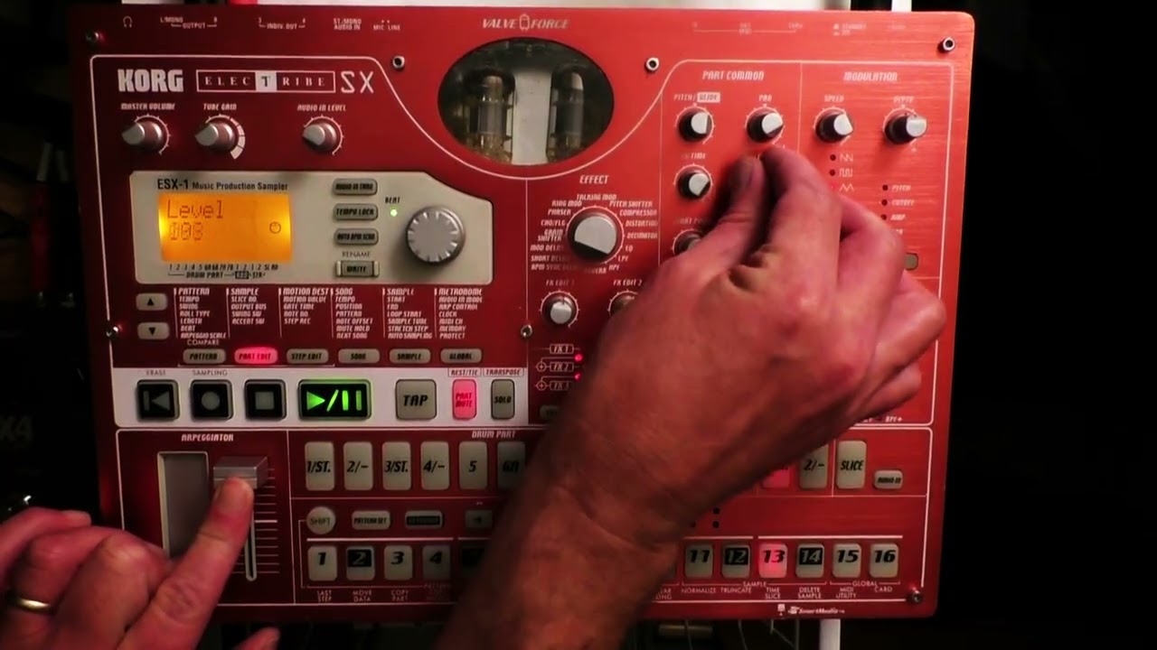 Korg Electribe ESX-1 groove sampler jam