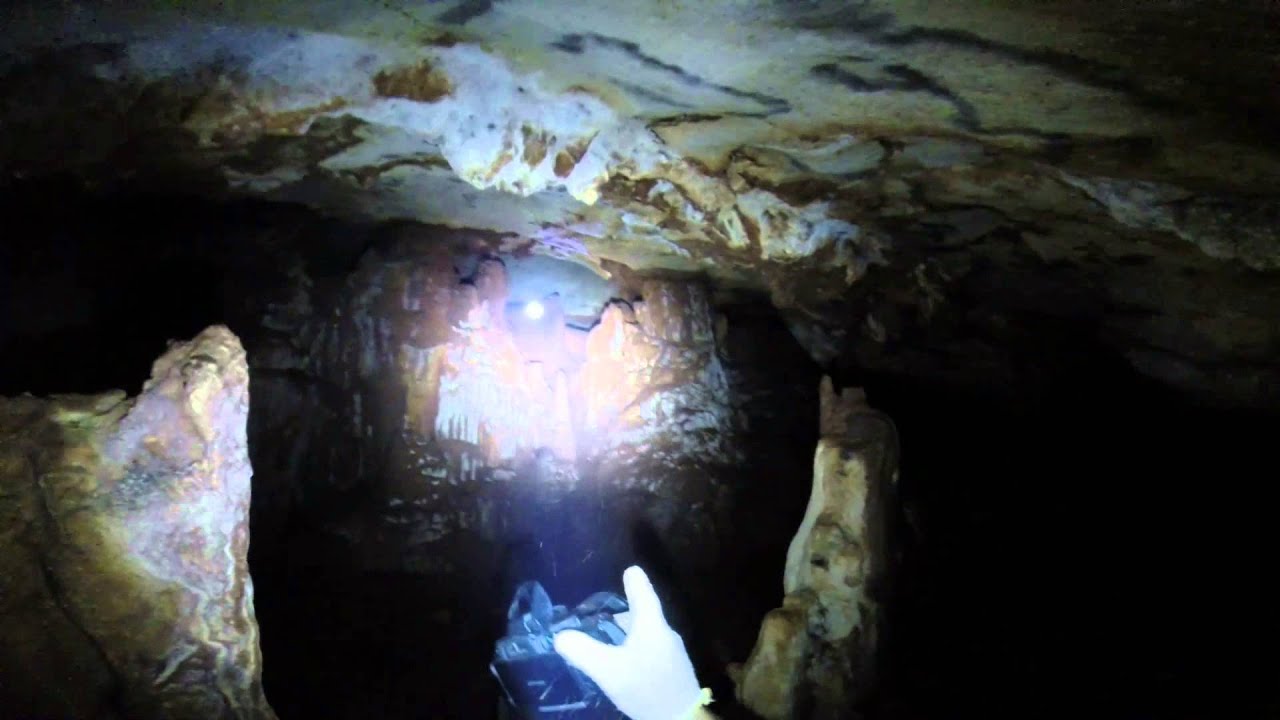 Al Shaitan cave, Shomron
