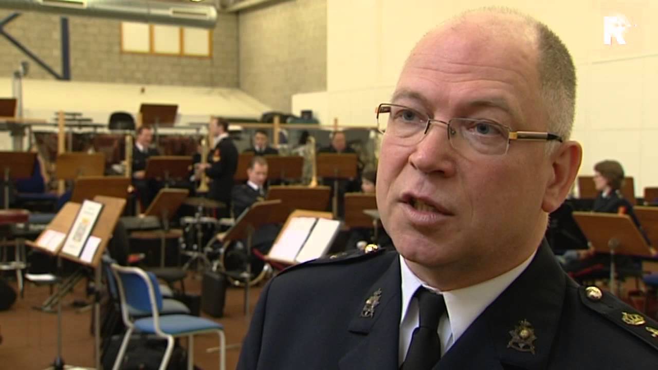 Marinierskapel repeteert voor de troonswisseling