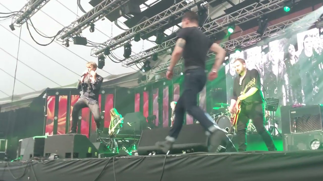 Suede - We Are the Pigs 28/06/24 Llangollen Eisteddfod live 2024