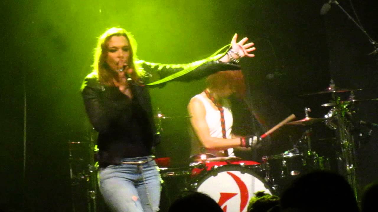 Halestorm - Gold Dust Woman (Stockholm, Sweden 21 March 2015)