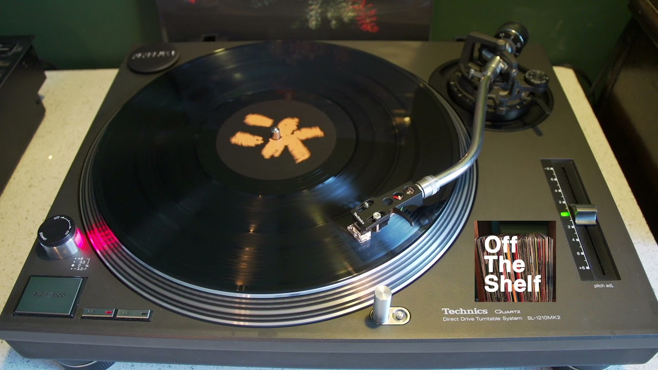 Dark Sky - The Walker - Othona [Monkeytown Records &ndash; MTR074LP]