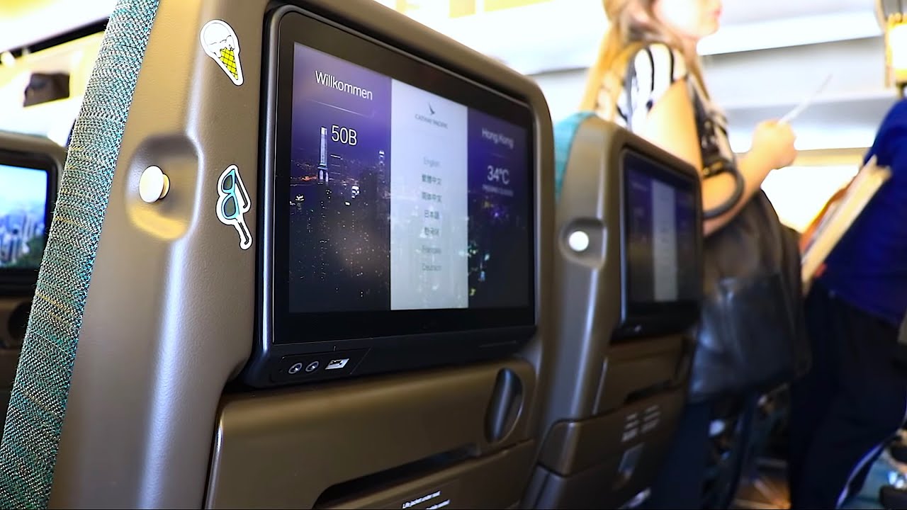BRAND NEW 3-4-3 CONFIG! Cathay Pacific Boeing 777-300ER Economy Review | Rome - Hong Kong CX292