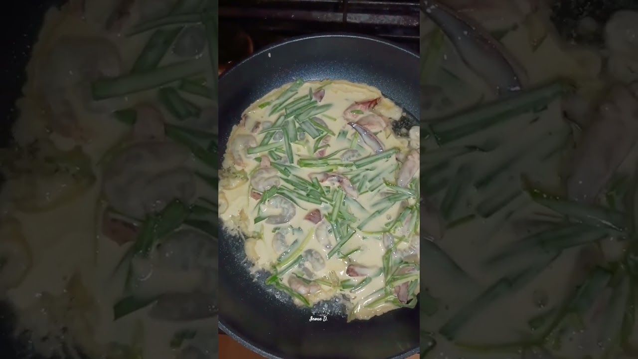 frying korean style pancake #shorts #pancake #asmr #vegetables #satisfying #trending #inoued