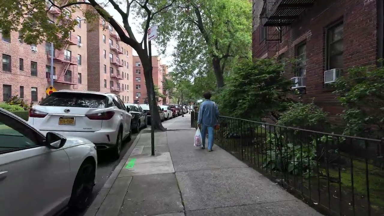 4K NYC Walking from 63rd Drive Rego Park to Austin Street Forest Hill