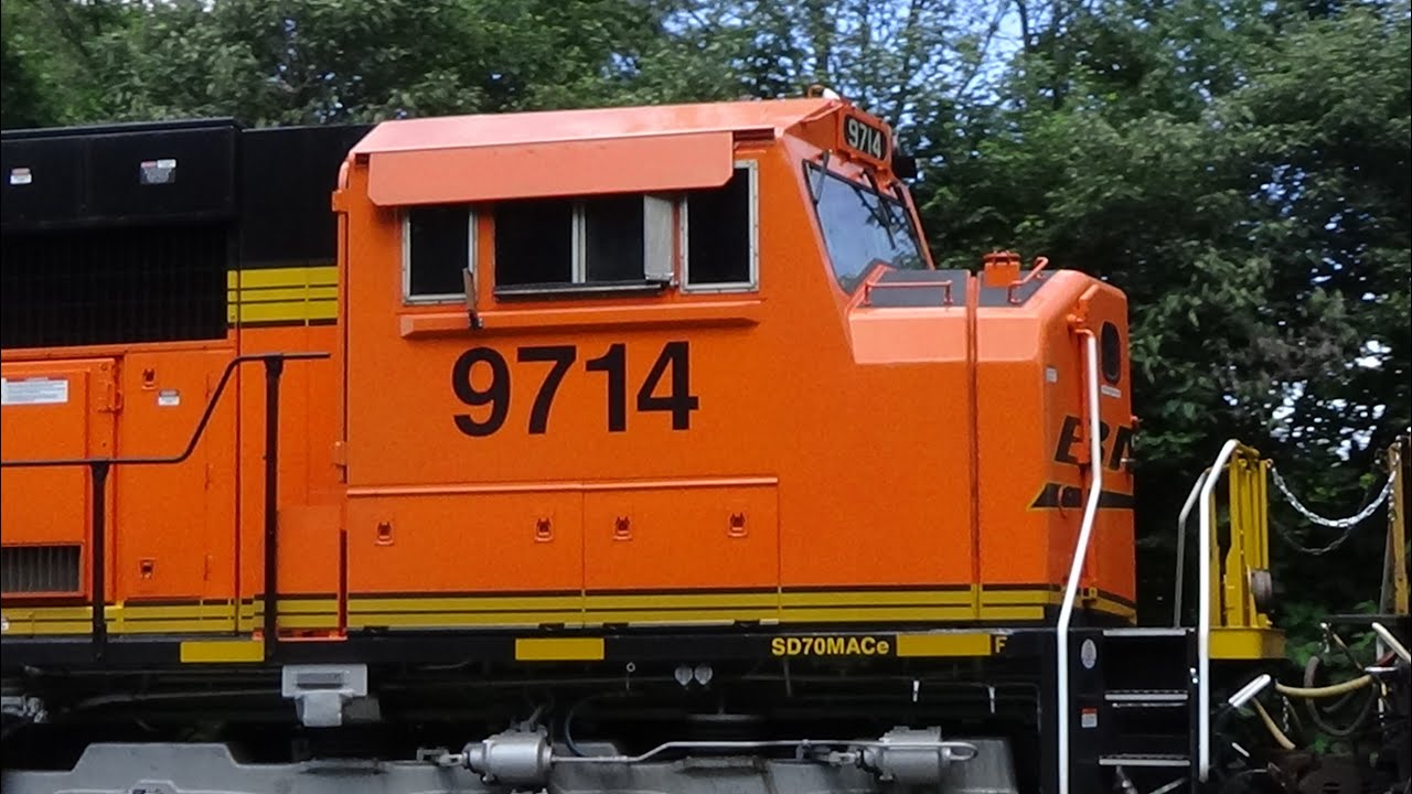 HD : Railfanning the NS Memphis West District ft. NS, UP, BNSF, CN, CREX, and a SD70MACe!