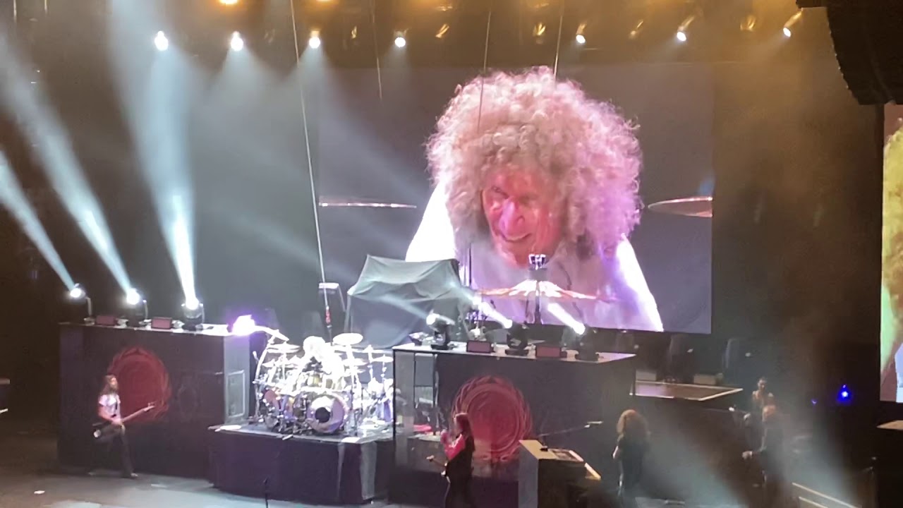 Whitesnake live Singapore 2020. Tommy Aldridge drum solo , Is this Love live