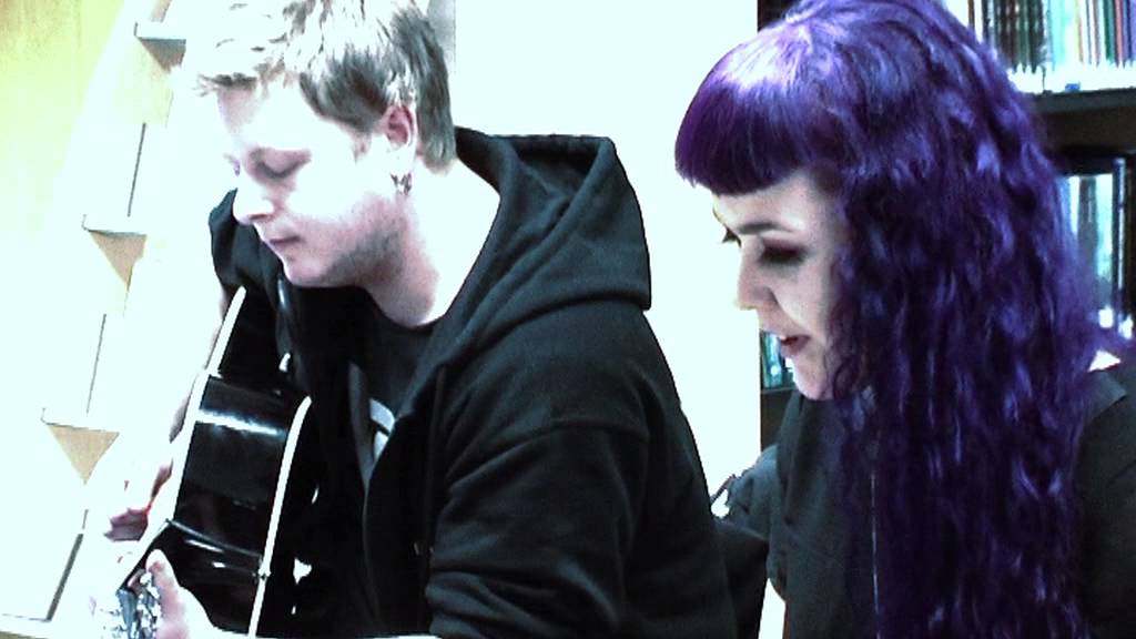 Fallen accoustic