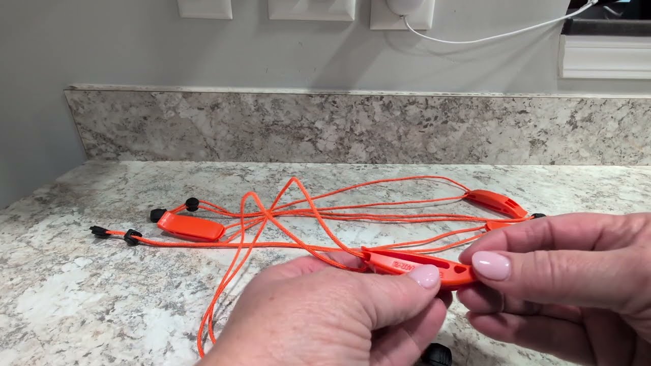 My review of JULBEAR 6PCS Safety Survival Whistles
