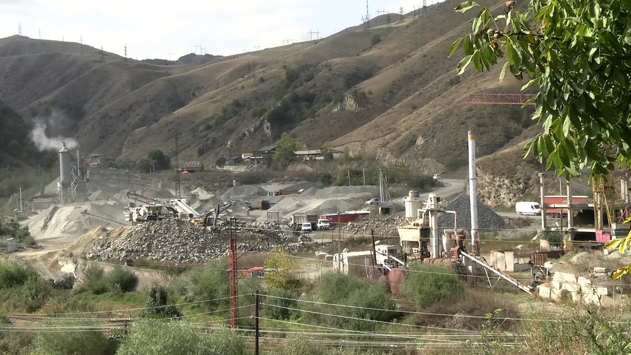 Գուգարքի քարաղացի աղմուկն ու փոշին խաթարել են բնակիչների կյանքը