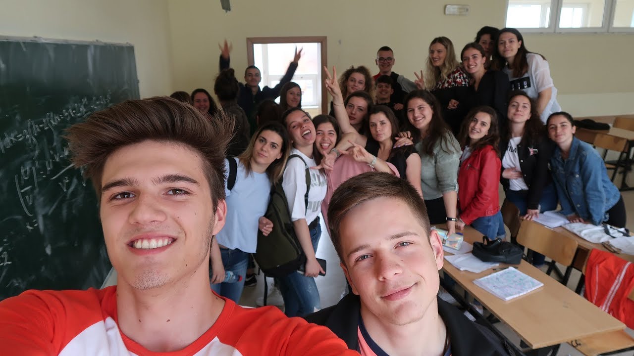Dita e FUNDIT e Gjimnazit... | Loti Vlogs